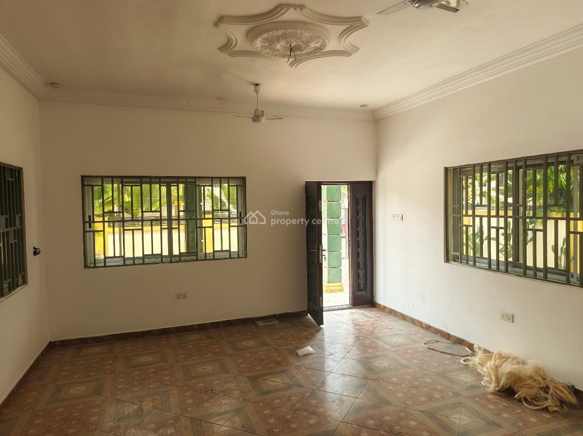 Luxury 4bedrooms Houses in Dawhenya, Dawhenya, Dawhenya, Tema, Accra, House for Sale