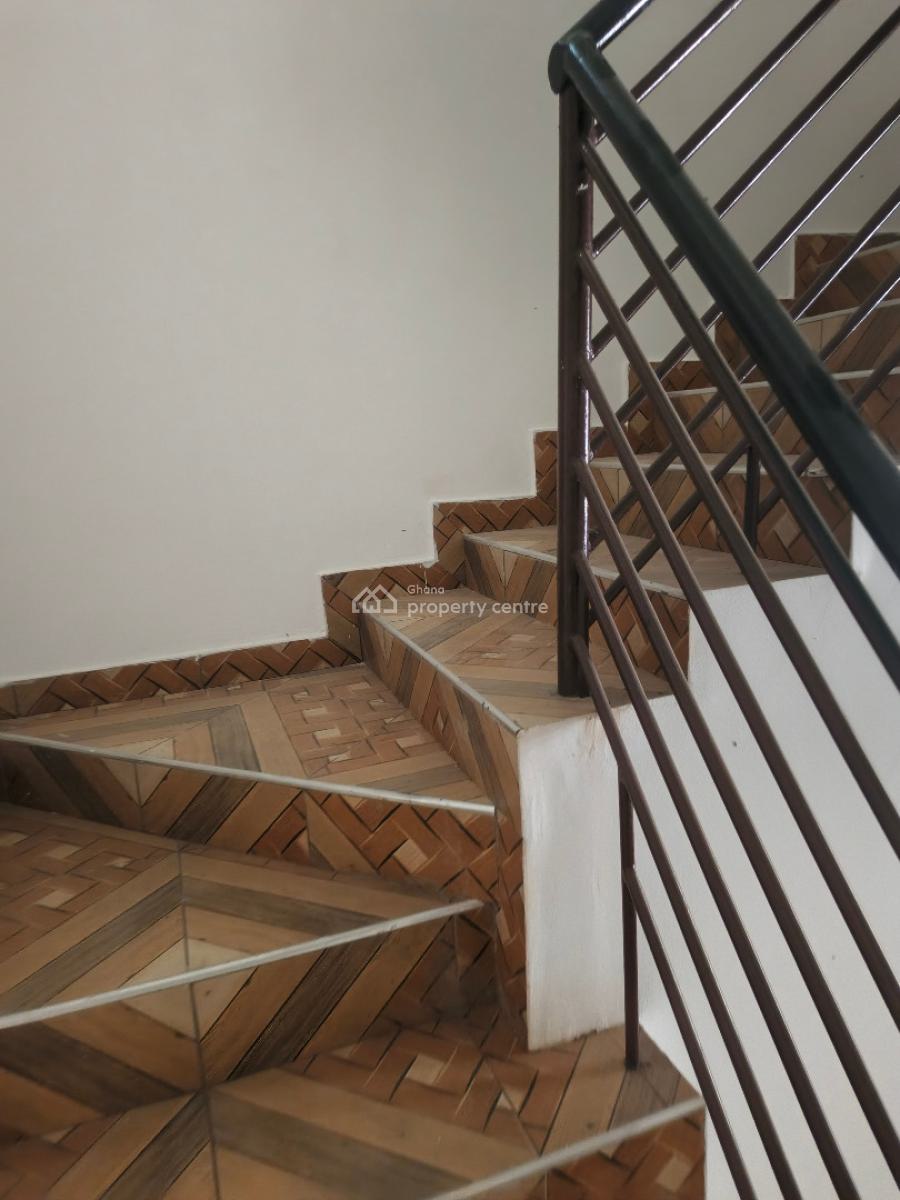 Luxury 4bedrooms Houses in Dawhenya, Dawhenya, Dawhenya, Tema, Accra, House for Sale