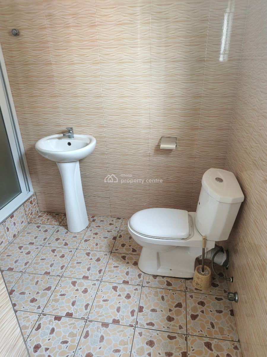 Luxury 4bedrooms Houses in Dawhenya, Dawhenya, Dawhenya, Tema, Accra, House for Sale