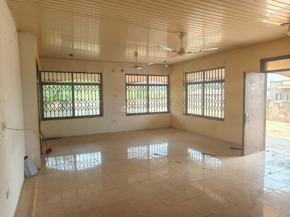 2bedrooms Apartment in Dawhenya, Dawhenya, Dawhenya, Tema, Accra, Apartment for Rent