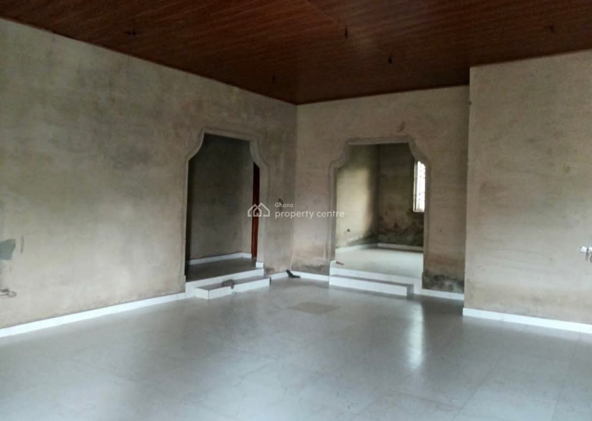 4 Bedrooms, Abuakwa,  Near Sofoline., Kumasi Metropolitan, Ashanti, House for Sale