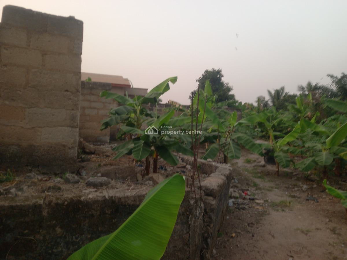 Plot 3rd Plot Main Road, Kenyasi, Near Agyawusu Junction,  Buobai Road., Kumasi Metropolitan, Ashanti, Residential Land for Sale