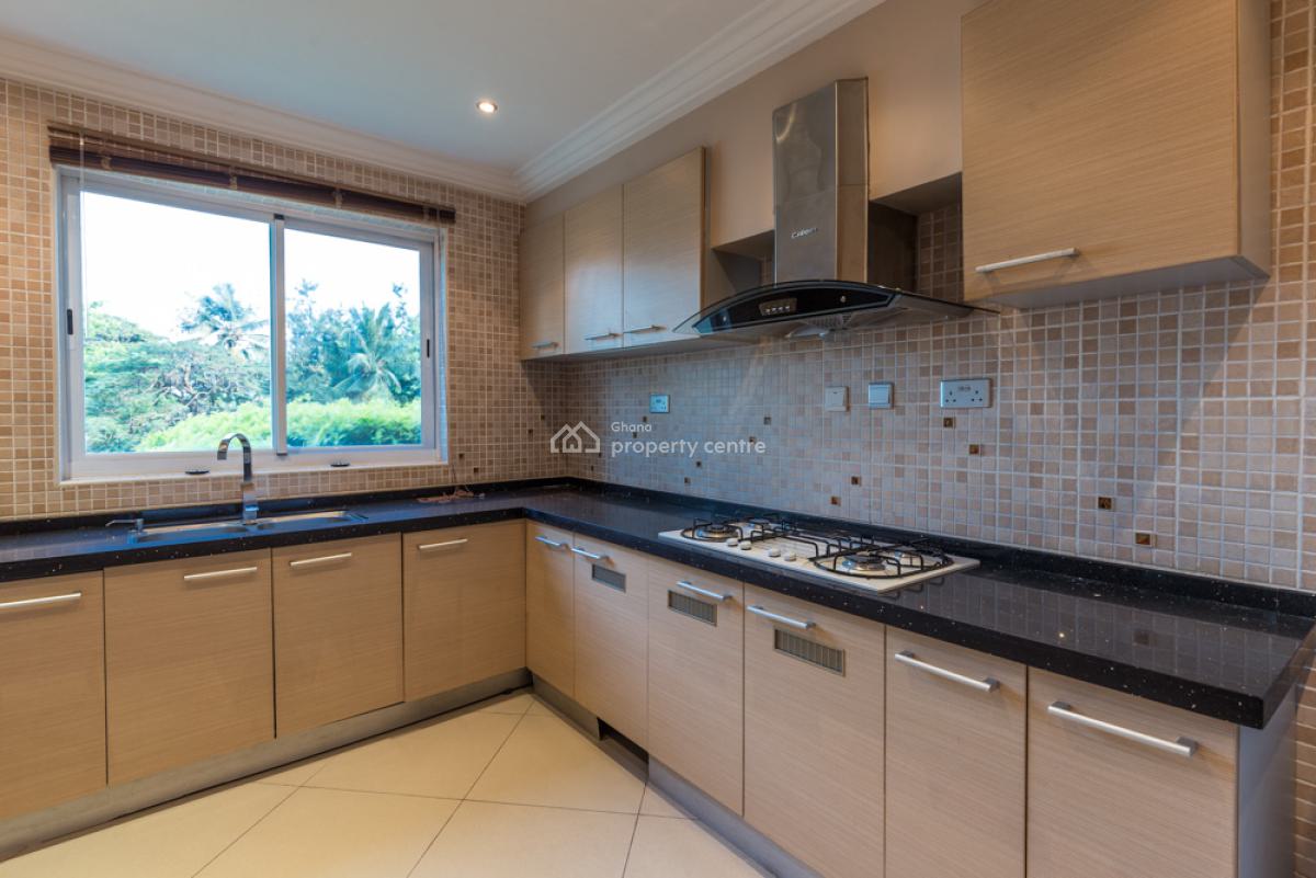 2 Bedroom Apartment in a Gated Community with Swimming Pool, Cantonments, Accra, Apartment for Sale