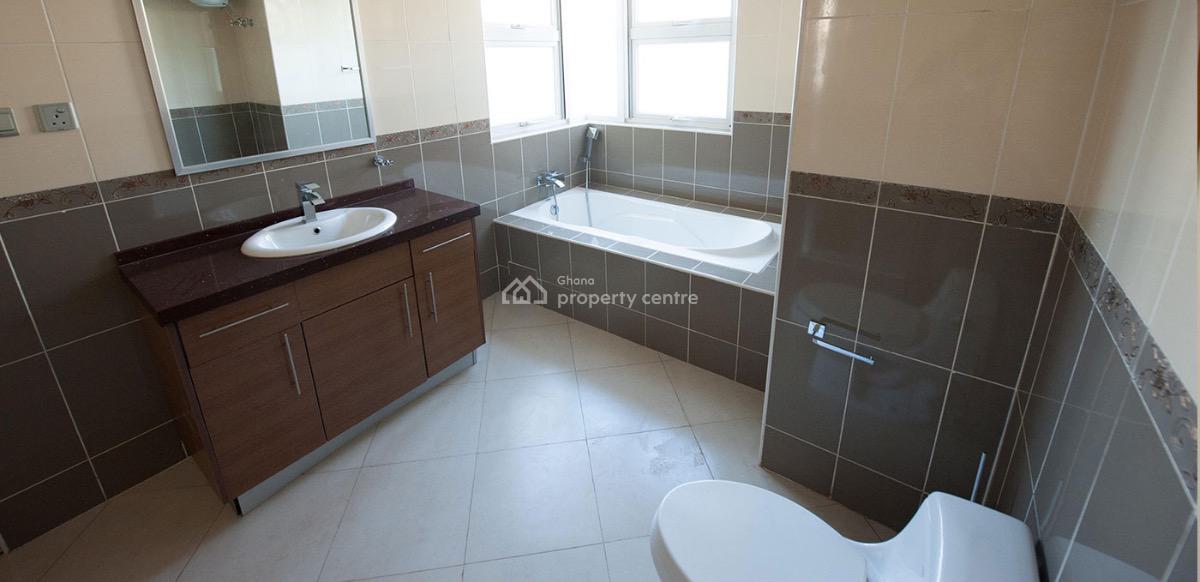 2 Bedroom Apartment in a Gated Community with Swimming Pool, Cantonments, Accra, Apartment for Sale