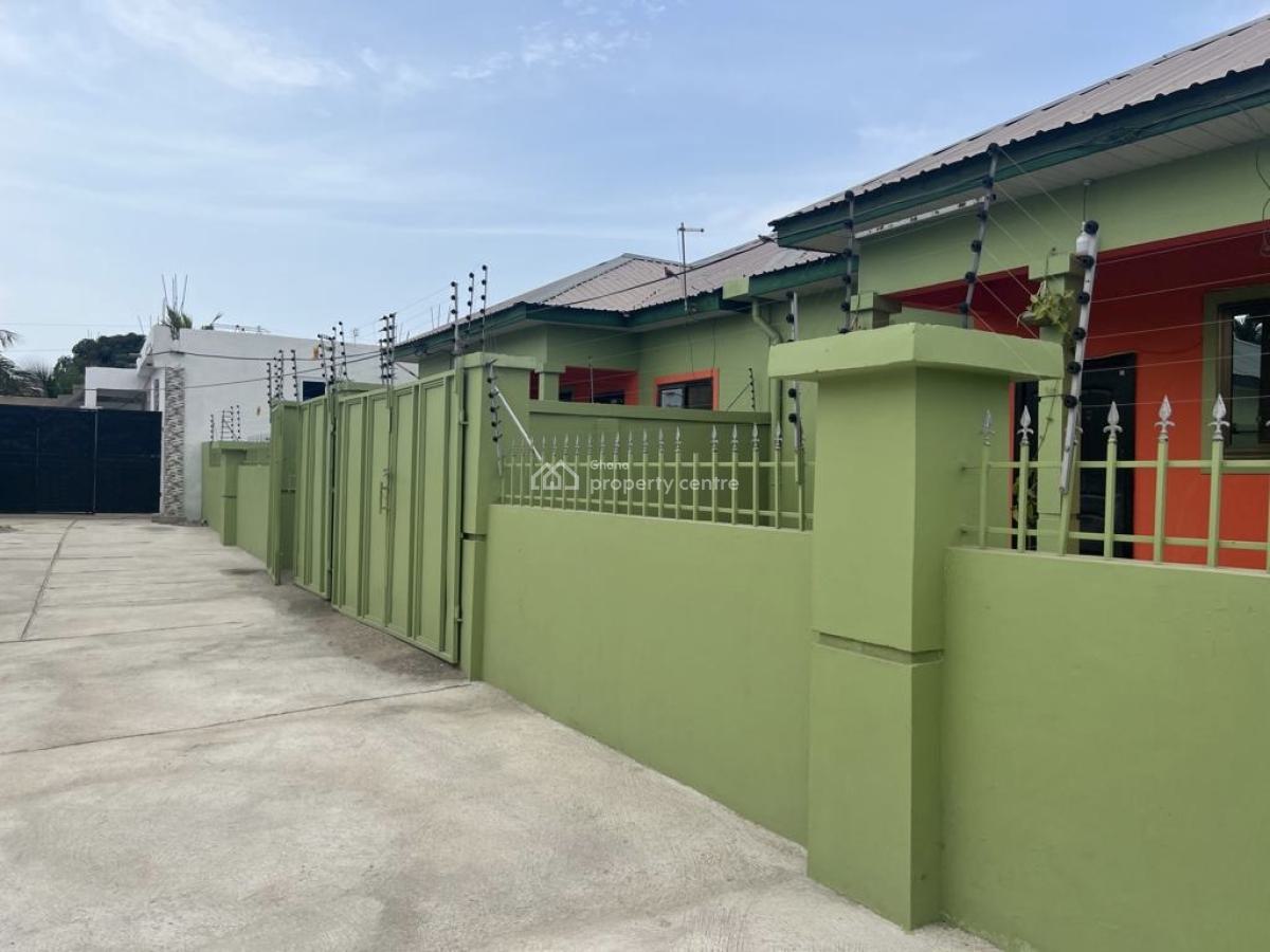 Mini Estate, Chrispo City, Kasoa, Awutu-senya East, Central Region, Townhouse for Sale