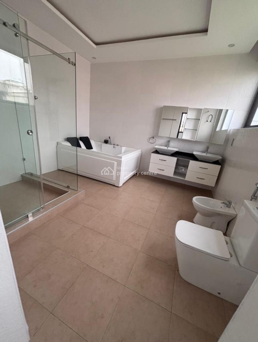 Executive 5 Bedroom, North Ridge, Accra, House for Sale