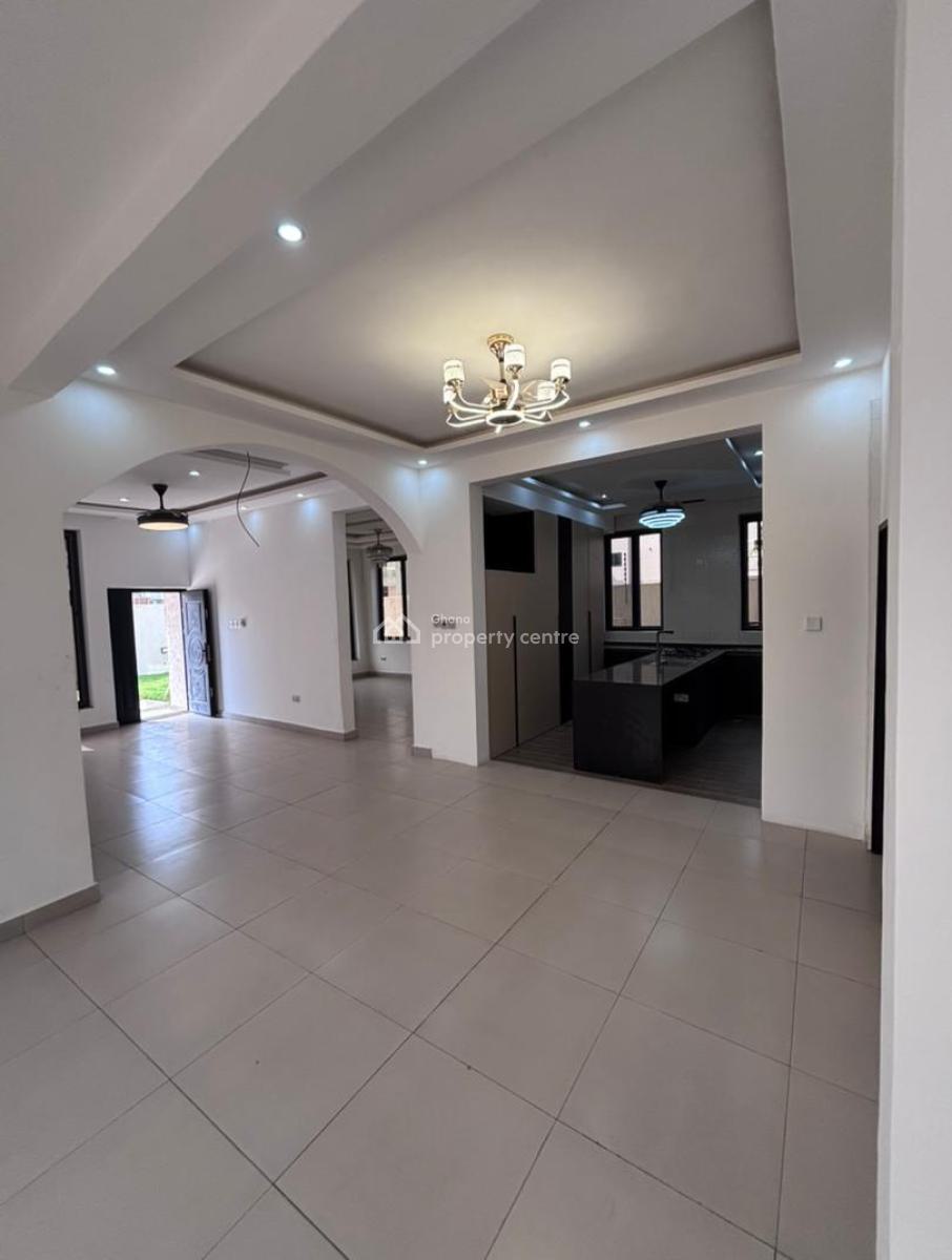 Executive 5 Bedroom, North Ridge, Accra, House for Sale