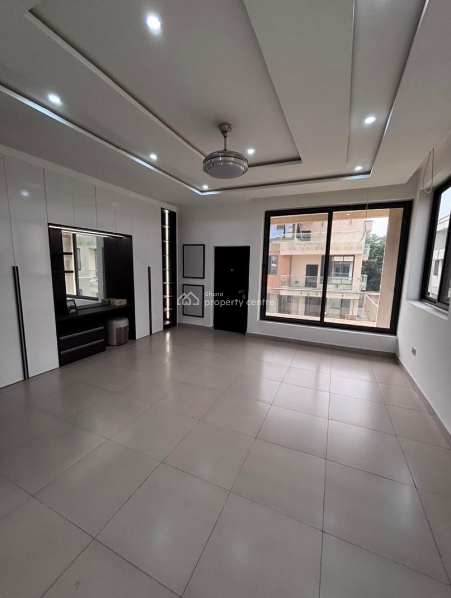Executive 5 Bedroom, North Ridge, Accra, House for Sale