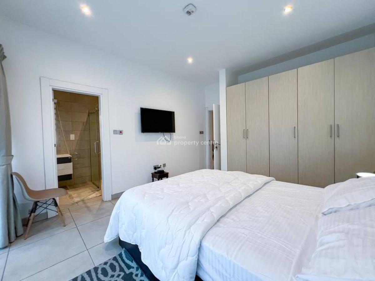 2 Bedroom Apartment in a Gated Community with Swimming Pool, Cantonments, Accra, Apartment for Sale