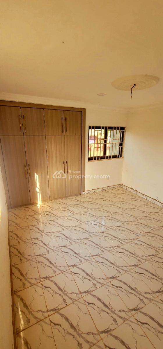Nice 2 Bedrooms, Aplaku, Weija, Ga South Municipal, Accra, Apartment for Rent