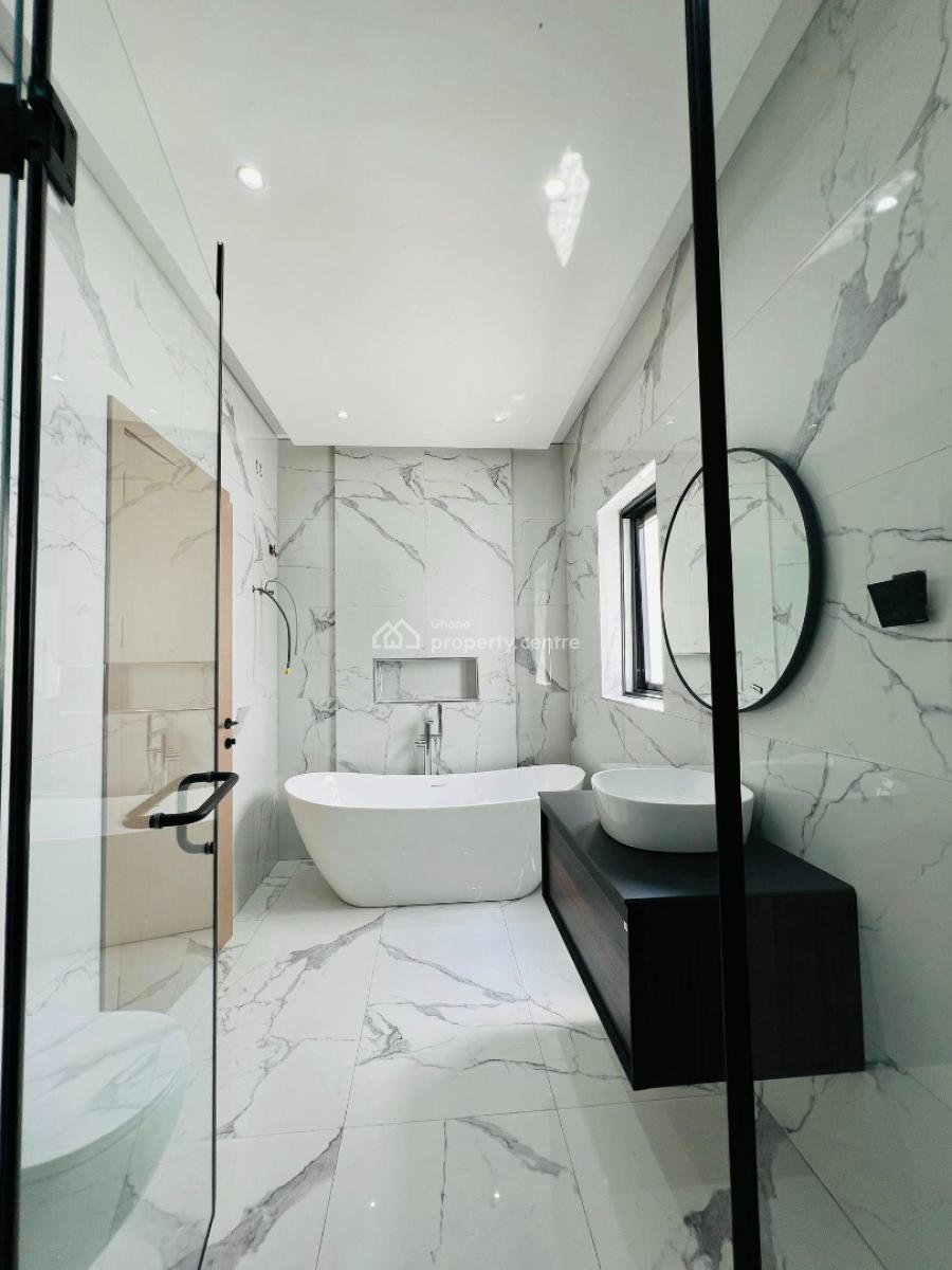 Executive 4 Bedrooms, Ashaley Botwe, Adenta Municipal, Accra, House for Sale