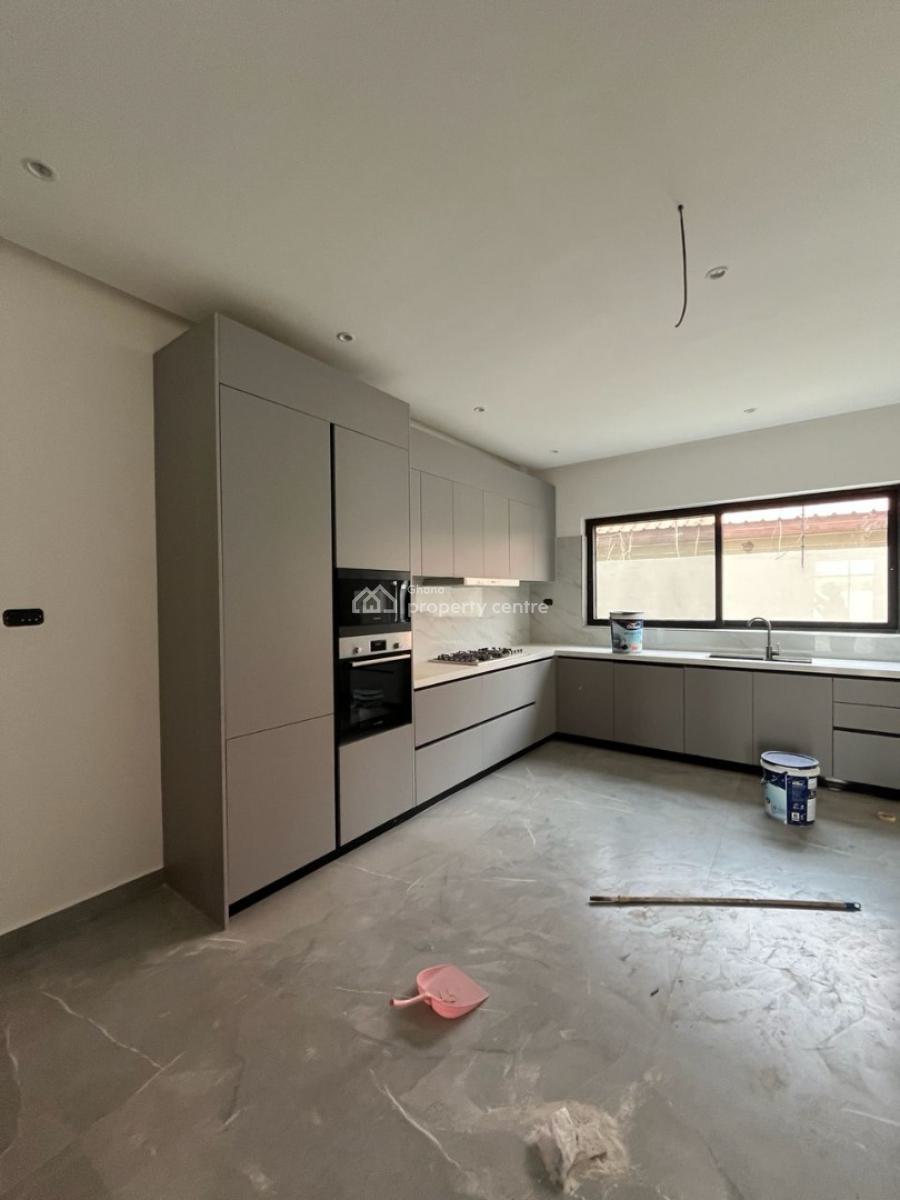 Executive 4 Bedroom with Bedroom Boys Quarters & Swimming Pool, Adjiringanor, East Legon, Accra, House for Sale