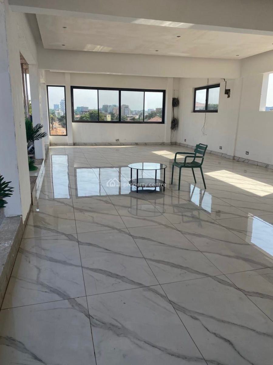 300 Square Metres  Office Space  in a Good Locationn, Labone, North Labone, Accra, Commercial Property for Rent