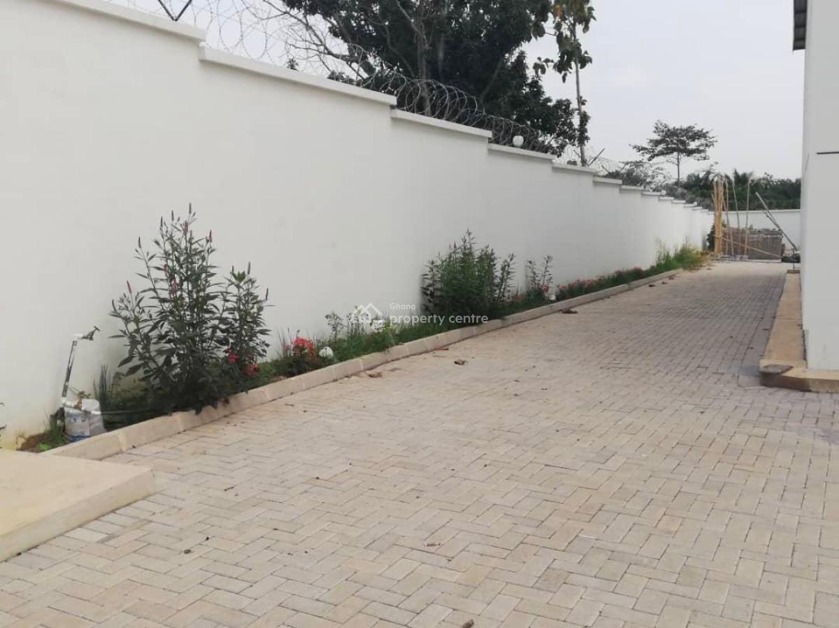 2500 Sqm Warehouse, Ejisu, Kumasi Metropolitan, Ashanti, Commercial Property for Sale