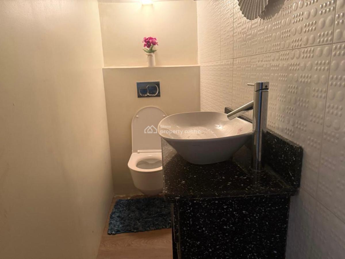 Exercutive 5 Bedrooms, East Legon, East Legon, Accra, House for Sale