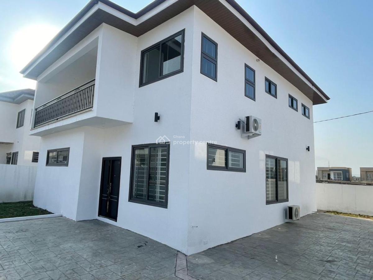 3 Bedroom Townhouses in Madina Estates, Botwe Road -- $200,000, Around The Adenta Dvla, Madina, La Nkwantanang Madina Municipal, Accra, Detached Duplex for Sale