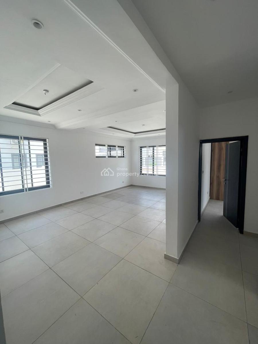 3 Bedroom Townhouses in Madina Estates, Botwe Road -- $200,000, Around The Adenta Dvla, Madina, La Nkwantanang Madina Municipal, Accra, Detached Duplex for Sale