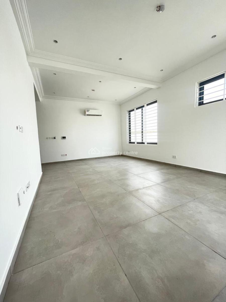 3 Bedroom Townhouses in Madina Estates, Botwe Road -- $200,000, Around The Adenta Dvla, Madina, La Nkwantanang Madina Municipal, Accra, Detached Duplex for Sale