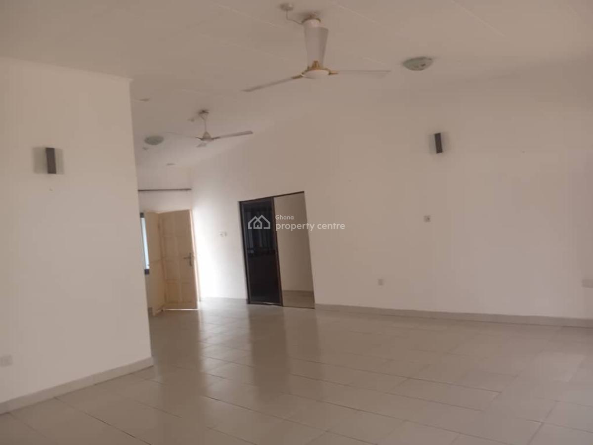 (3) Bedrooms, Abelemkpe, Accra, Terraced Bungalow for Rent
