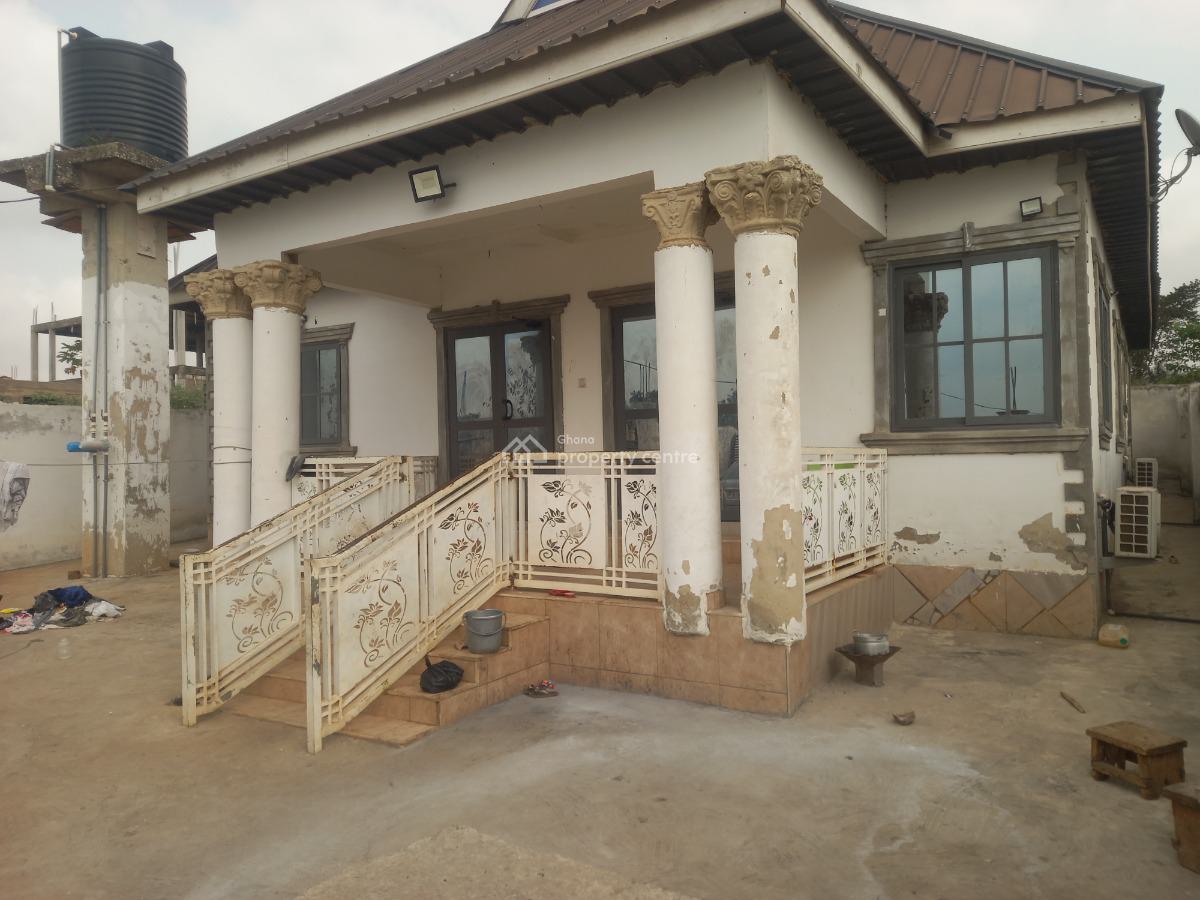 4 Bedrooms, Sokoban Afrancho, on Ahodwo Daban Road., Kumasi Metropolitan, Ashanti, House for Sale