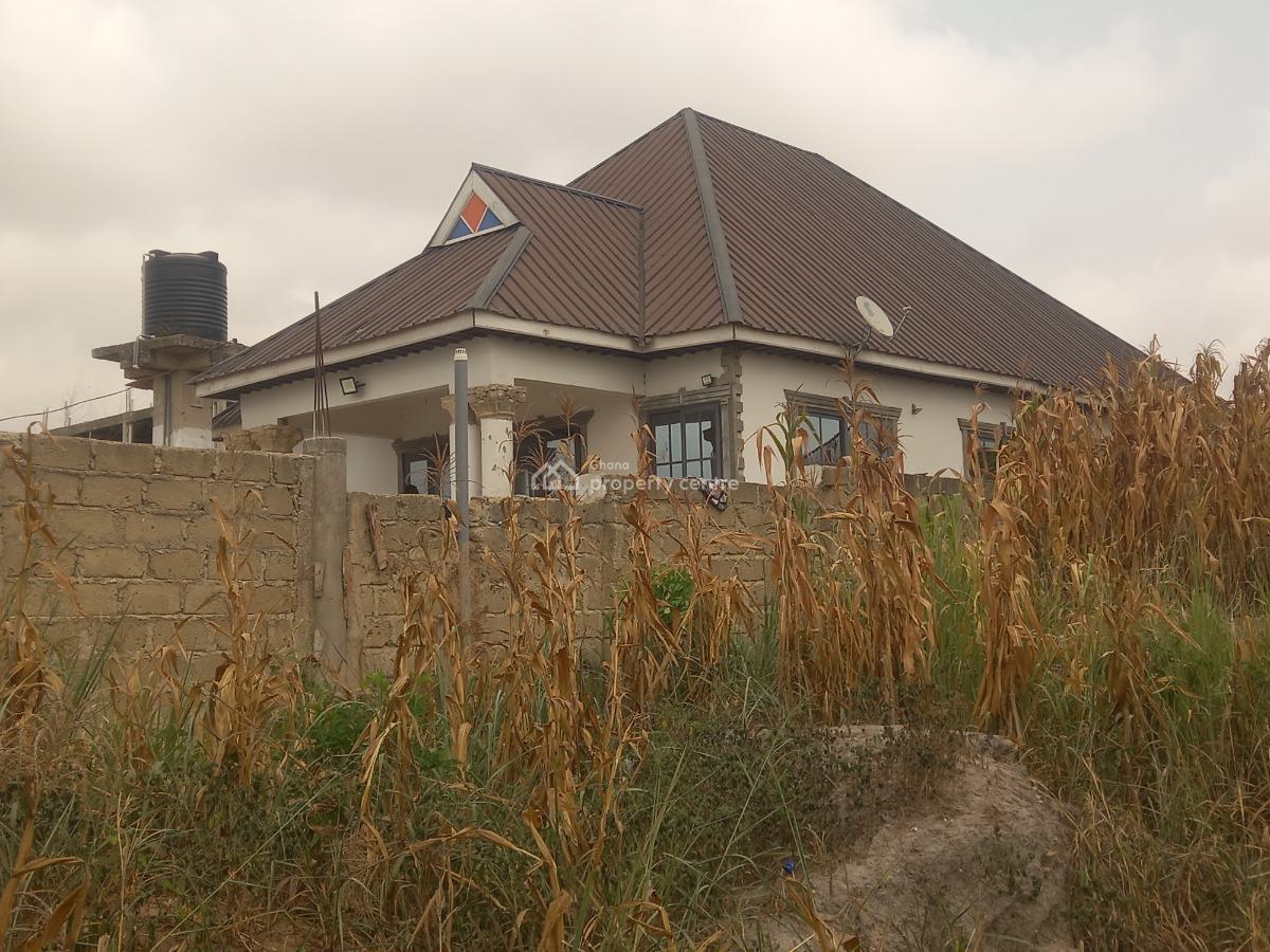 4 Bedrooms, Sokoban Afrancho, on Ahodwo Daban Road., Kumasi Metropolitan, Ashanti, House for Sale