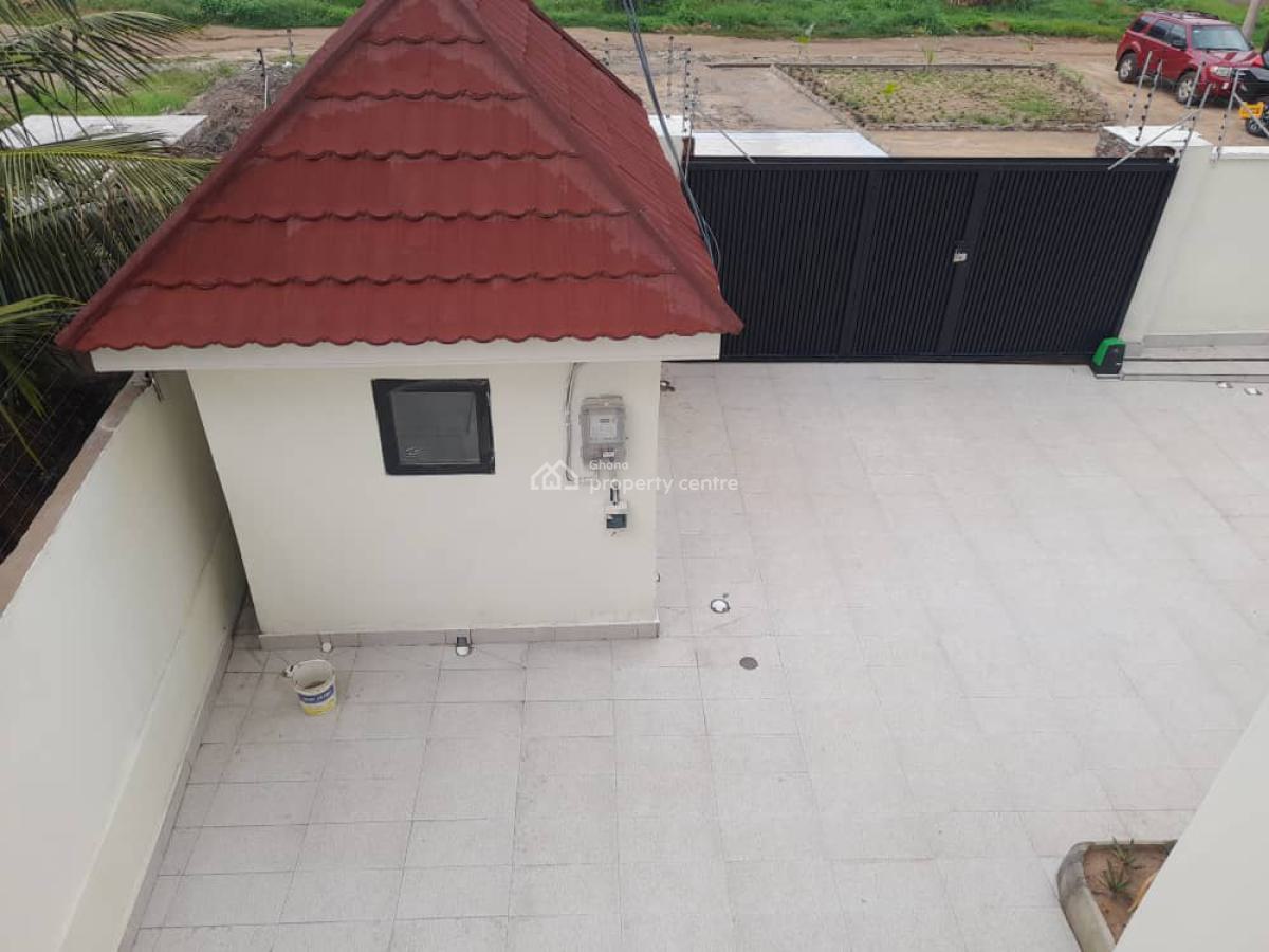 4 Bedroom with Massive Room Sizes Ideal for a Large Family Sizes., Hydro-foam Estate Road, Baatsonaa, Spintex, Accra, Detached Duplex for Sale