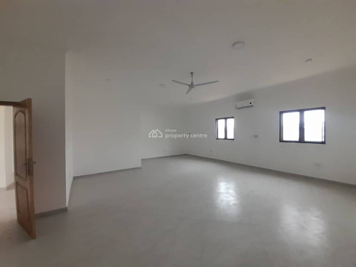 4 Bedroom with Massive Room Sizes Ideal for a Large Family Sizes., Hydro-foam Estate Road, Baatsonaa, Spintex, Accra, Detached Duplex for Sale