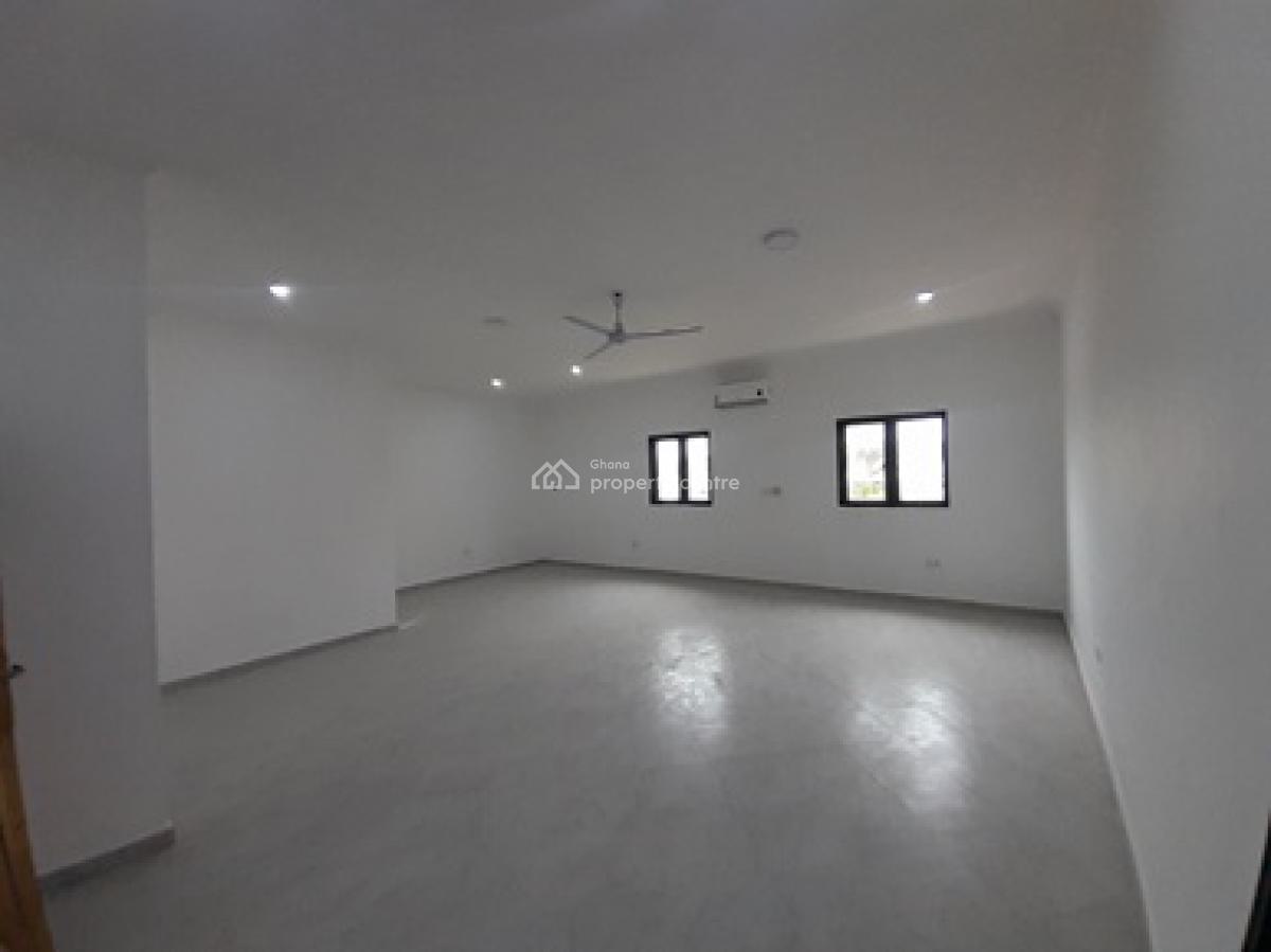 4 Bedroom with Massive Room Sizes Ideal for a Large Family Sizes., Hydro-foam Estate Road, Baatsonaa, Spintex, Accra, Detached Duplex for Sale