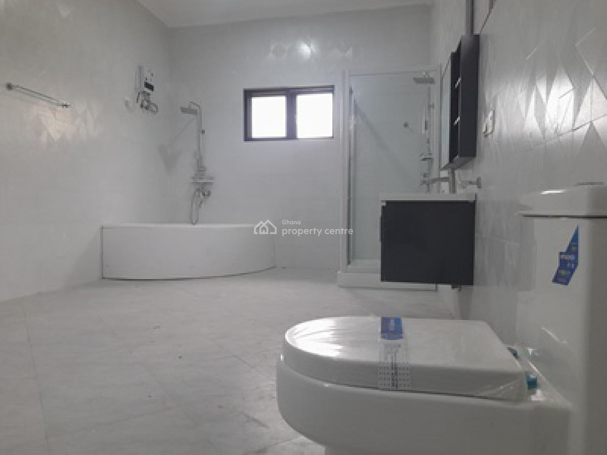 4 Bedroom with Massive Room Sizes Ideal for a Large Family Sizes., Hydro-foam Estate Road, Baatsonaa, Spintex, Accra, Detached Duplex for Sale