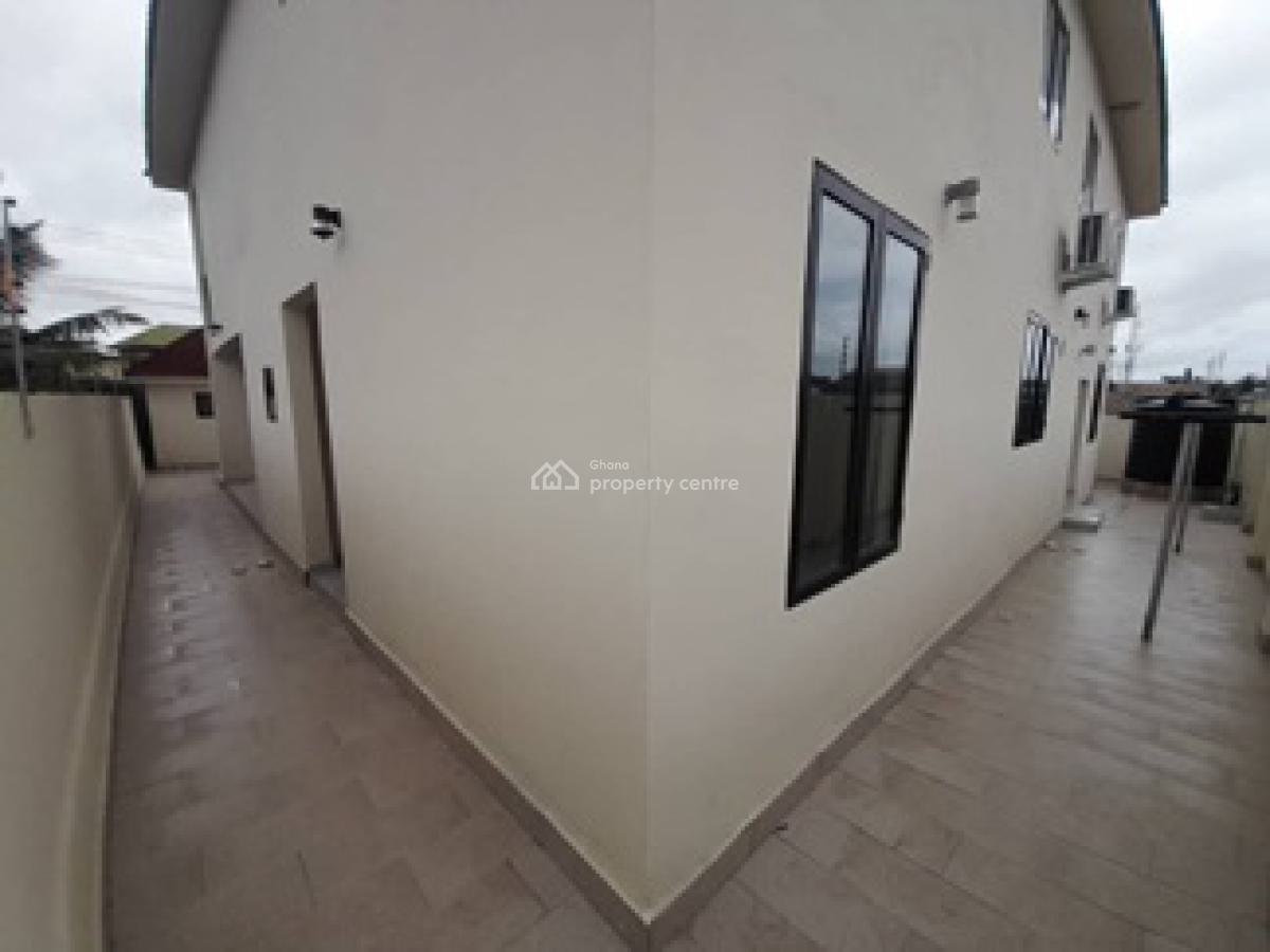 4 Bedroom with Massive Room Sizes Ideal for a Large Family Sizes., Hydro-foam Estate Road, Baatsonaa, Spintex, Accra, Detached Duplex for Sale