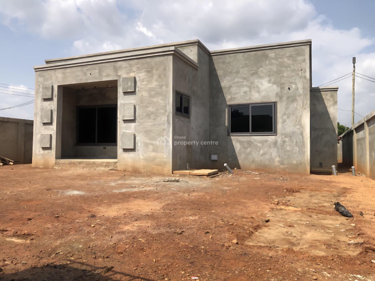 Semi-completed 3 Bedroom Plus a Study and Security Room., Katamanso China Mall Road, Adenta Municipal, Accra, Detached Bungalow for Sale