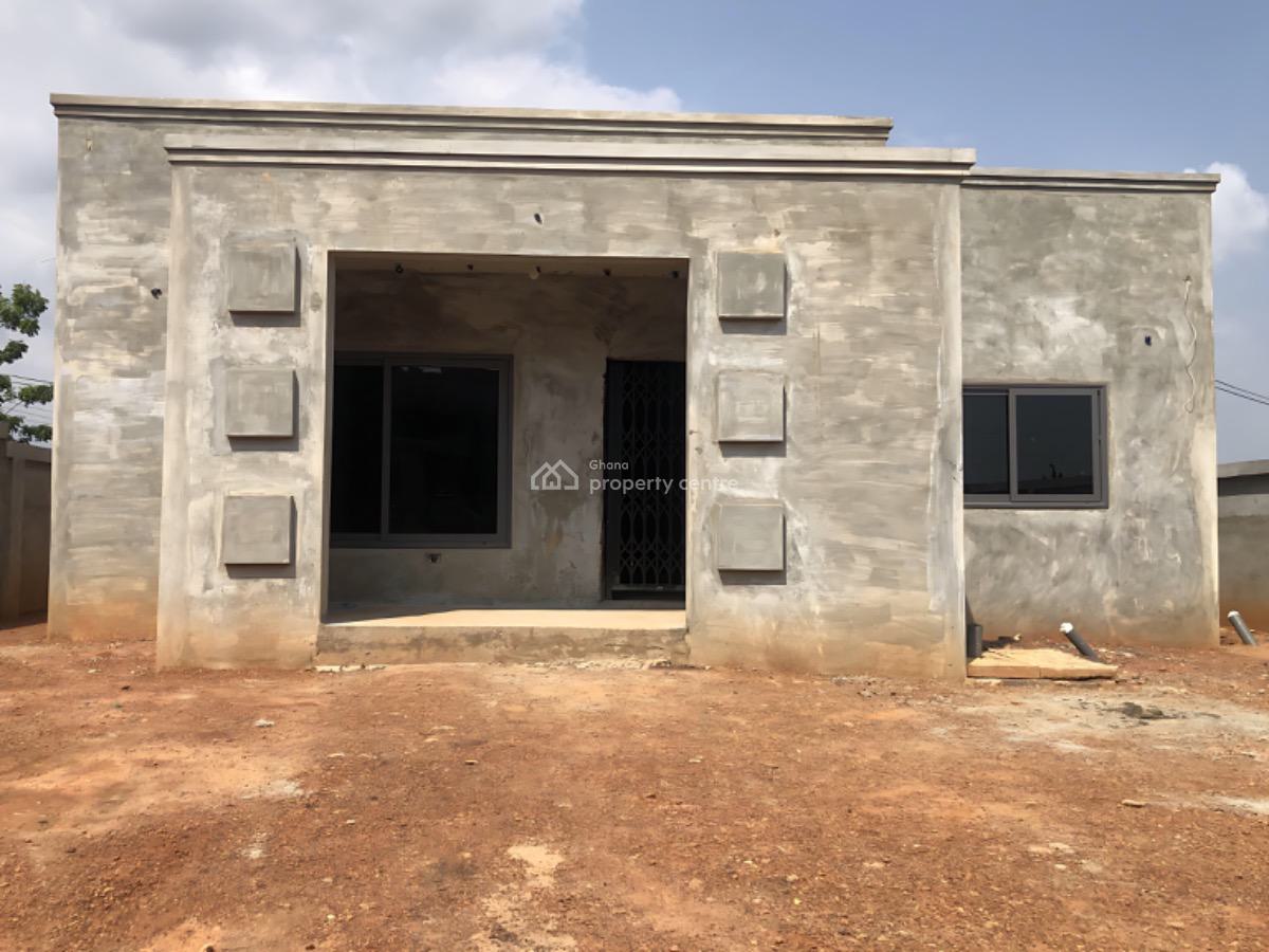 Semi-completed 3 Bedroom Plus a Study and Security Room., Katamanso China Mall Road, Adenta Municipal, Accra, Detached Bungalow for Sale
