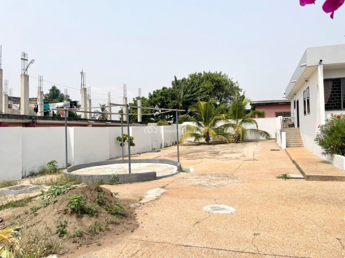 5 Bedroom House, Roundabout Area, Dansoman, Accra, Detached Bungalow for Rent