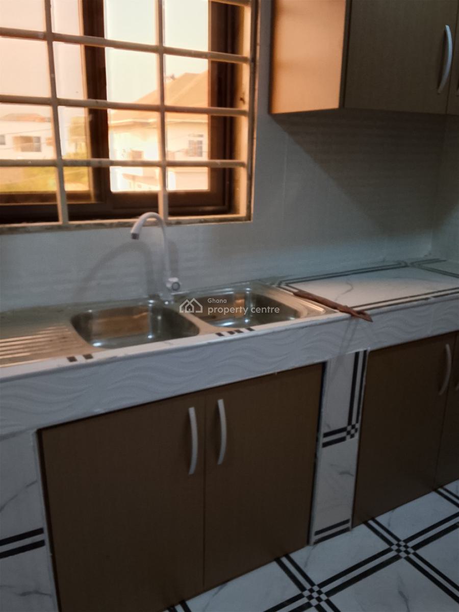 One Bedroom Self Contain Apartment, Teshie Bushroad Police Station, Teshie-nungua Estates, Accra, Mini Flat for Rent