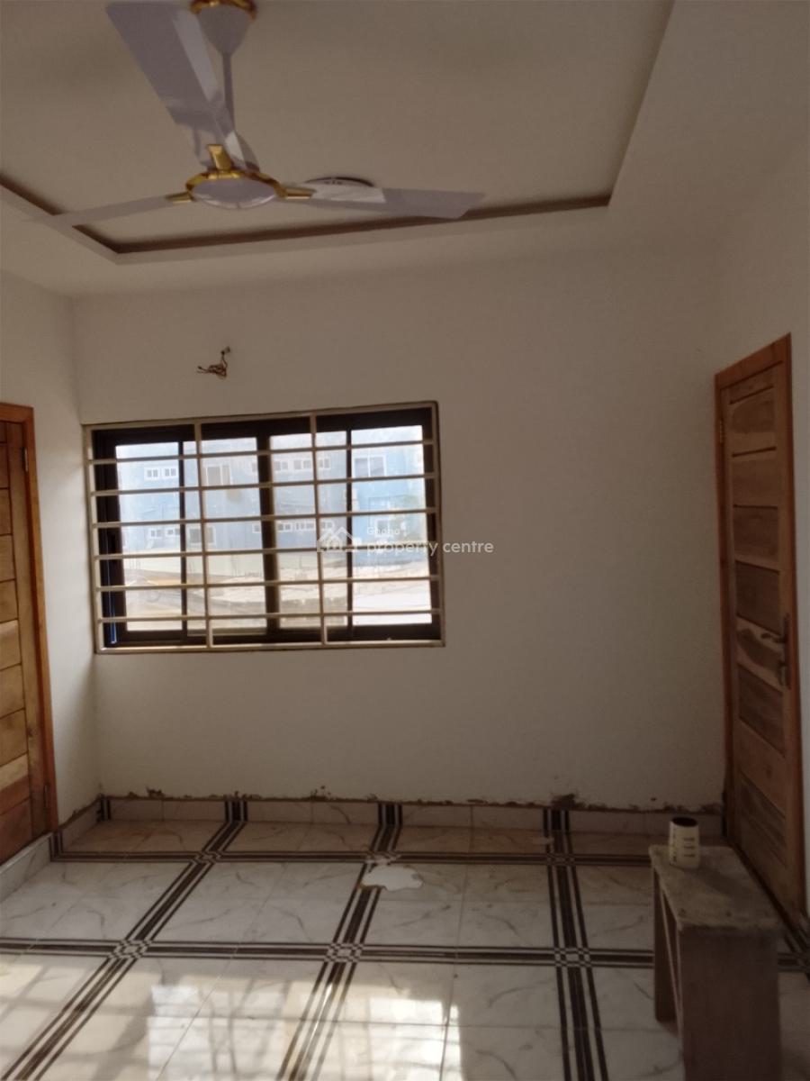 One Bedroom Self Contain Apartment, Teshie Bushroad Police Station, Teshie-nungua Estates, Accra, Mini Flat for Rent