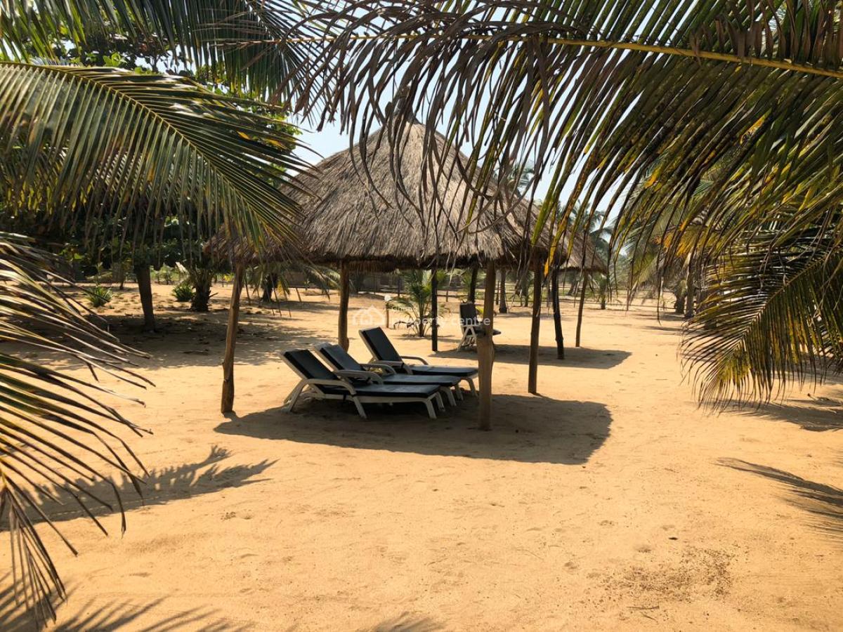 Hotel / Guest House, Dix Cove - Akwidaa Old Town Road, Ahanta West, Western Region, Hotel / Guest House for Sale