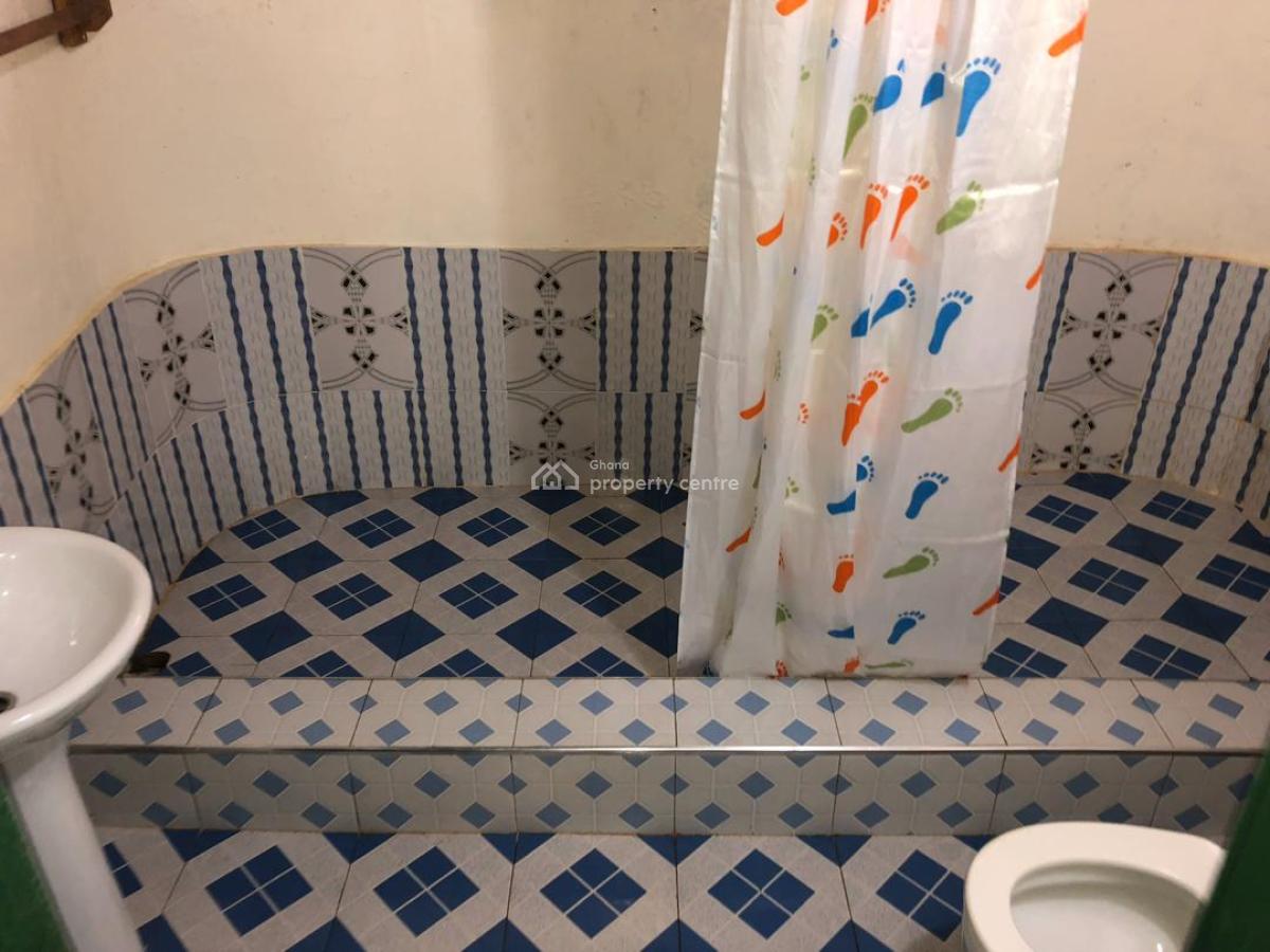 Hotel / Guest House, Dix Cove - Akwidaa Old Town Road, Ahanta West, Western Region, Hotel / Guest House for Sale