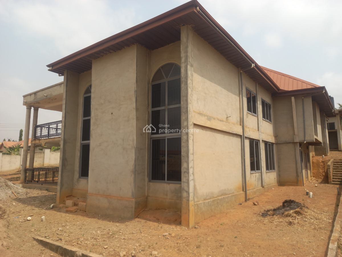 6 Bedrooms, Atwima Techiman/ Boko Estate. Near Kwadaso Road., Kumasi Metropolitan, Ashanti, House for Sale