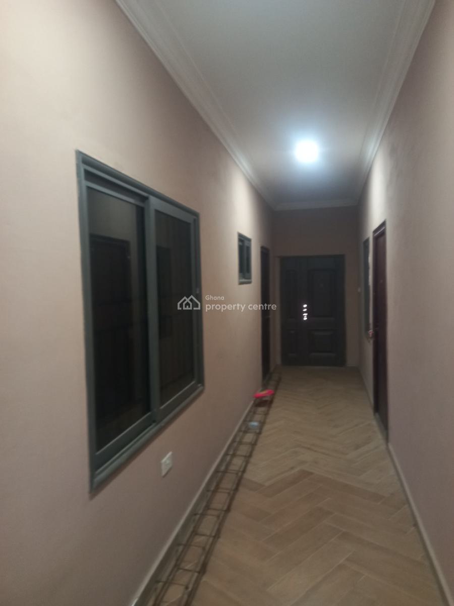 6 Bedrooms, Atwima Techiman/ Boko Estate. Near Kwadaso Road., Kumasi Metropolitan, Ashanti, House for Sale