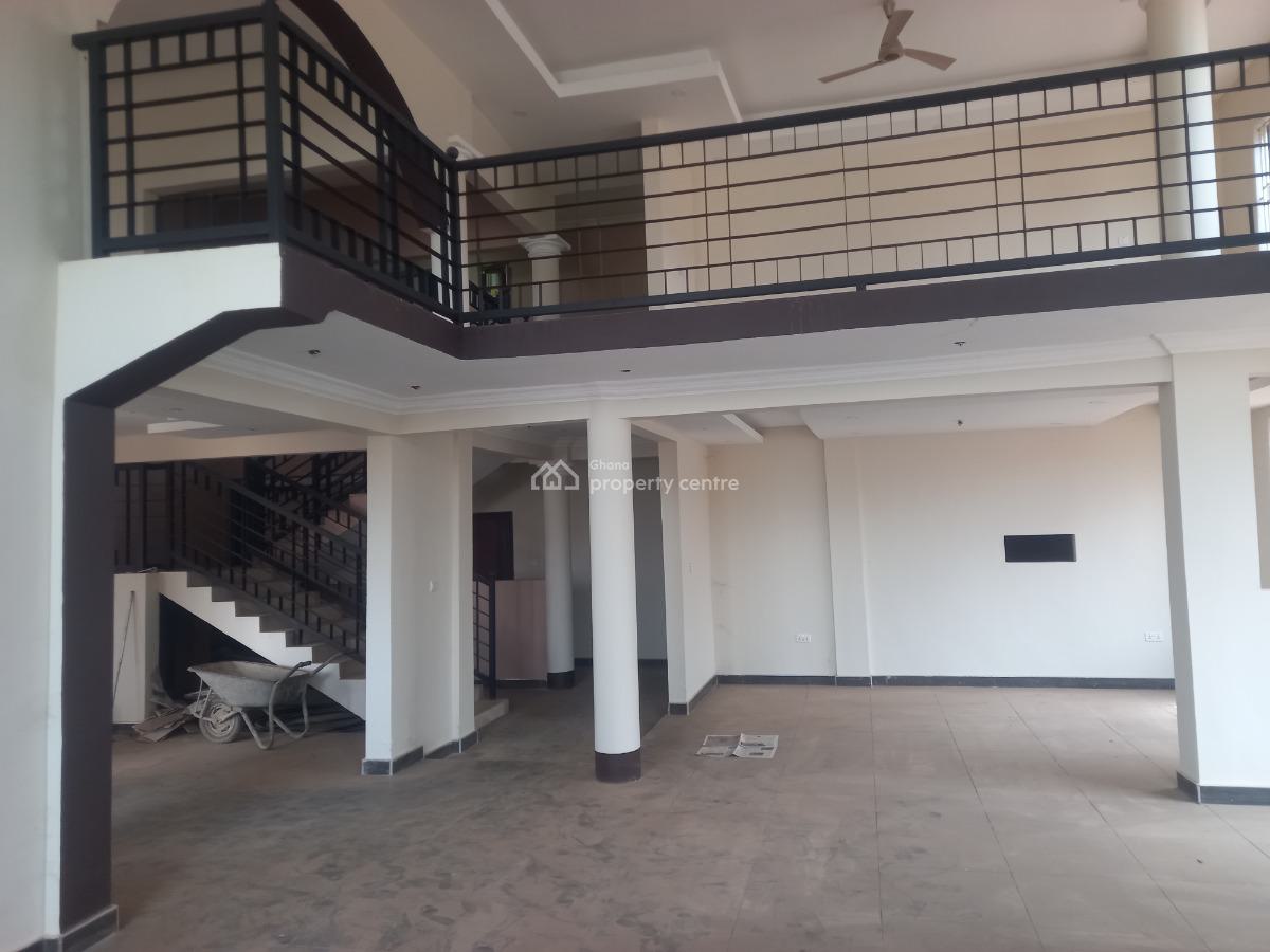 6 Bedrooms, Atwima Techiman/ Boko Estate. Near Kwadaso Road., Kumasi Metropolitan, Ashanti, House for Sale
