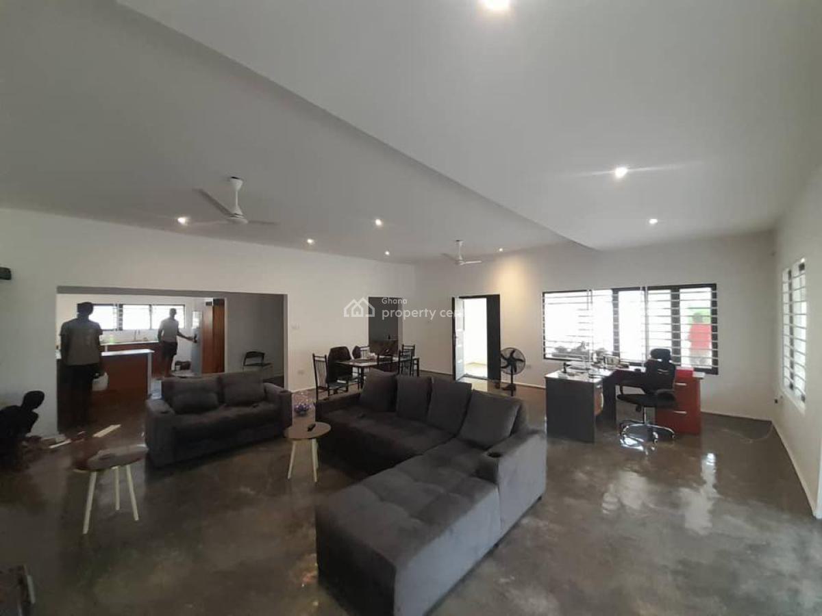 Executive 4 Bedroom, Oyarifa, La Nkwantanang Madina Municipal, Accra, House for Sale