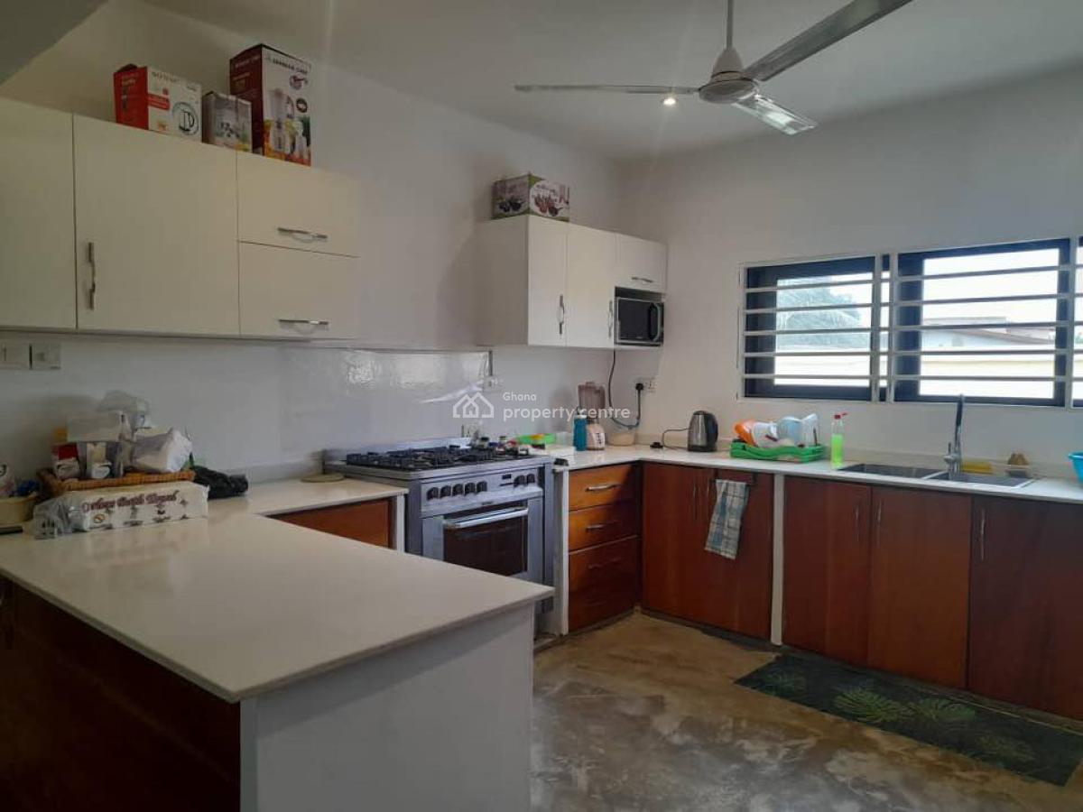 Executive 4 Bedroom, Oyarifa, La Nkwantanang Madina Municipal, Accra, House for Sale