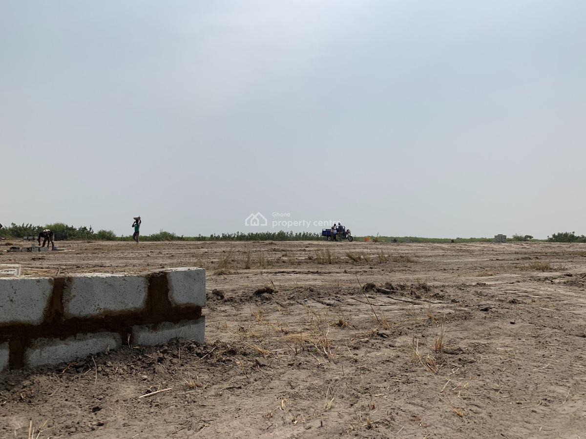 Plots with Amazing Documents., Community 25 Mall, Tema, Accra, Mixed-use Land for Sale