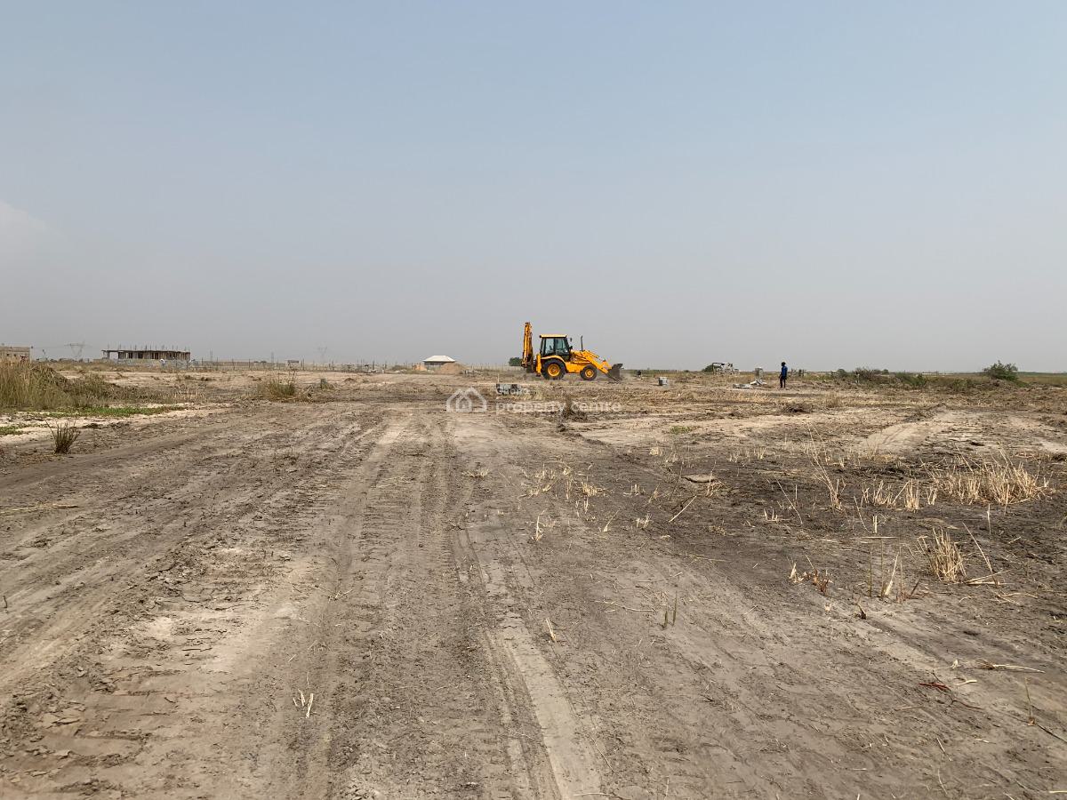 Plots with Amazing Documents., Community 25 Mall, Tema, Accra, Mixed-use Land for Sale