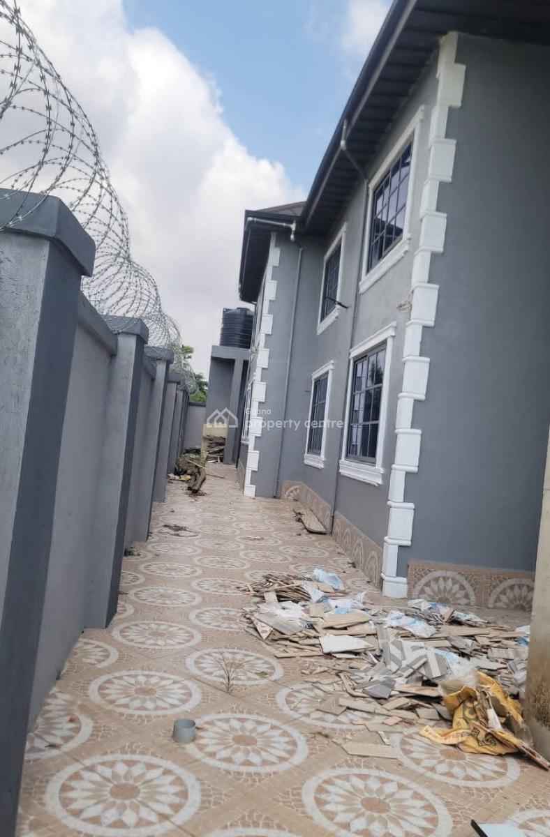 5 Bedrooms, Sokoban Apaaso, on Ahodwo Daban Road, Kumasi Metropolitan, Ashanti, House for Sale