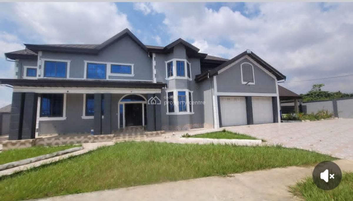5 Bedrooms, Sokoban Apaaso, on Ahodwo Daban Road, Kumasi Metropolitan, Ashanti, House for Sale