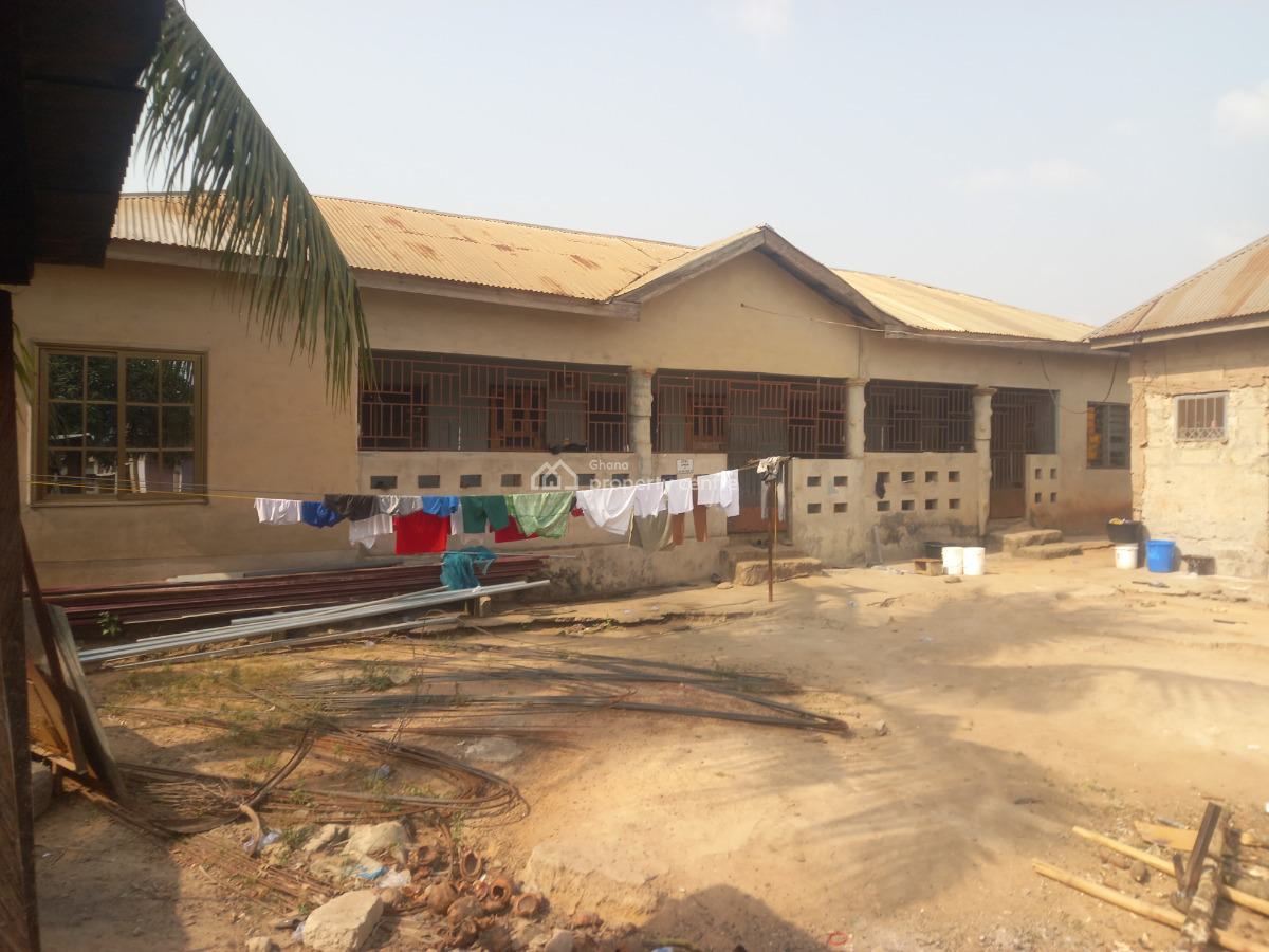 6 Bedroom, Kronum, Kumasi Metropolitan, Ashanti, House for Sale