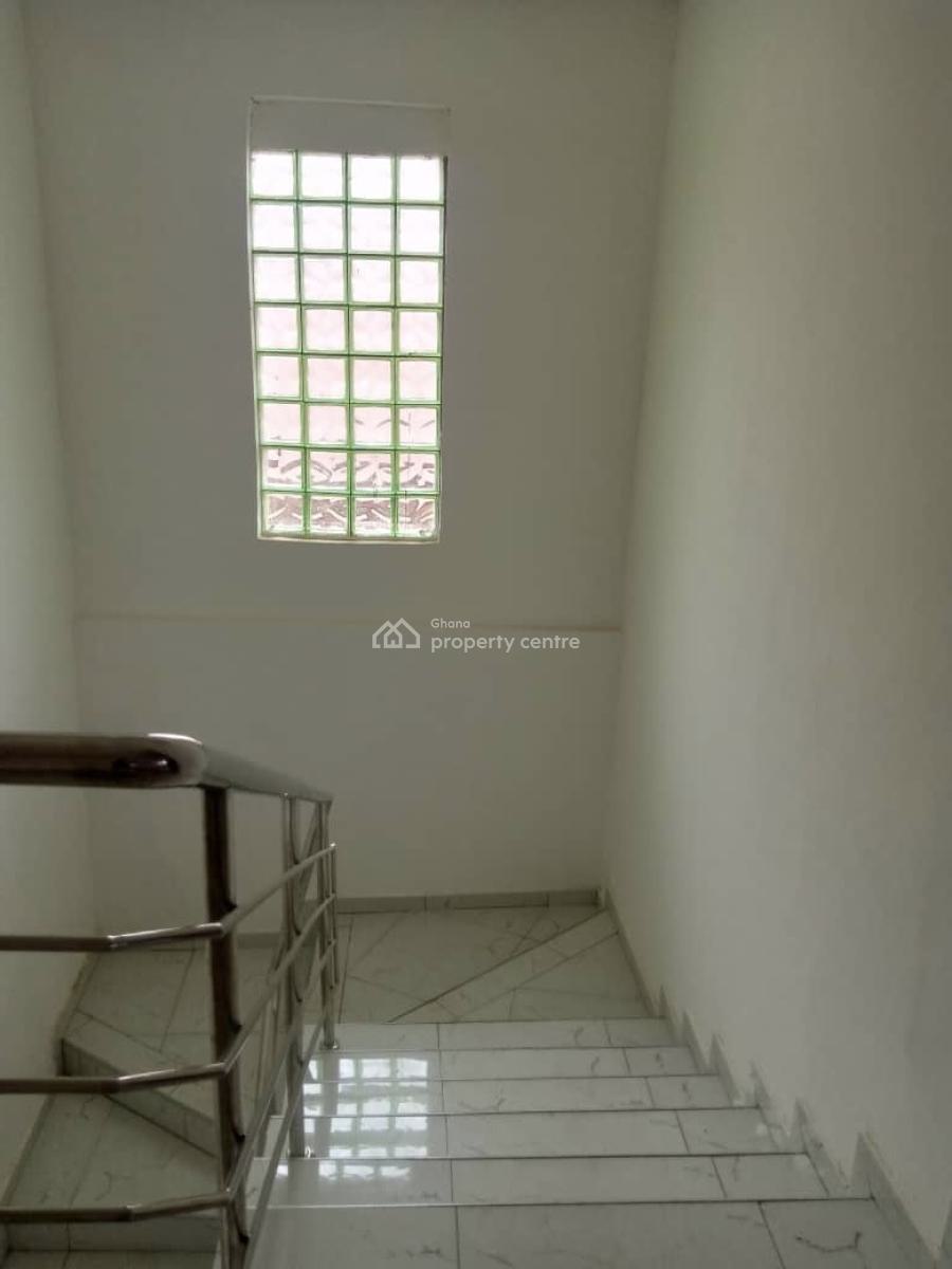 5 Bedrooms at Oyarifa, Pentecost, Oyarifa, La Nkwantanang Madina Municipal, Accra, Detached Duplex for Rent
