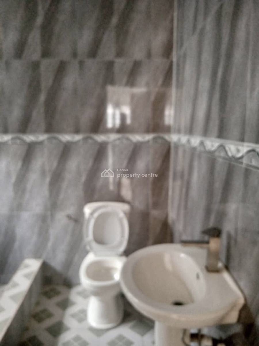 5 Bedrooms at Oyarifa, Pentecost, Oyarifa, La Nkwantanang Madina Municipal, Accra, Detached Duplex for Rent