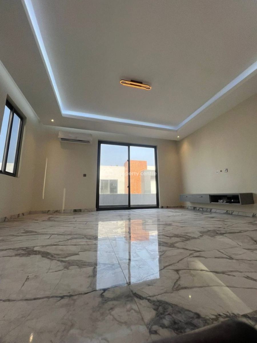 Luxurious 4-bedroom Detached House with Boys Quarters Selling in Ash, Ashaley Botwe (nmaidzor), Ashaley Botwe, Adenta Municipal, Accra, Townhouse for Sale